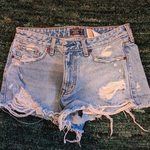 Abercrombie and Fitch low rise distressed shorts